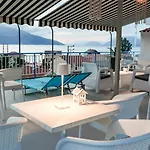 Melissani Hotel *
