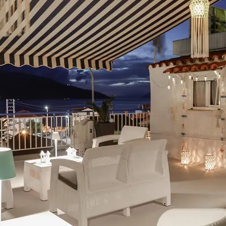 Melissani Hotel *