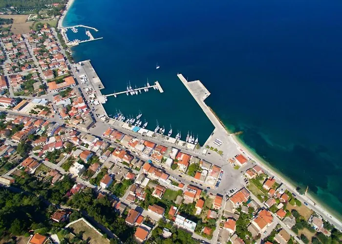 Melissani Sami (Kefalonia)