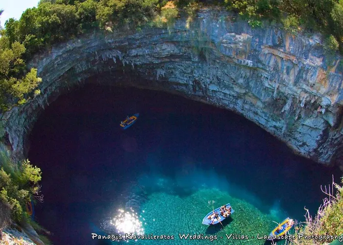 Melissani Sami (Kefalonia)